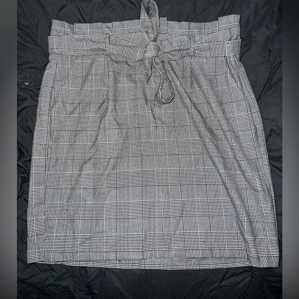 NWT XL Gray Plaid Women's Skirt from Vero Moda